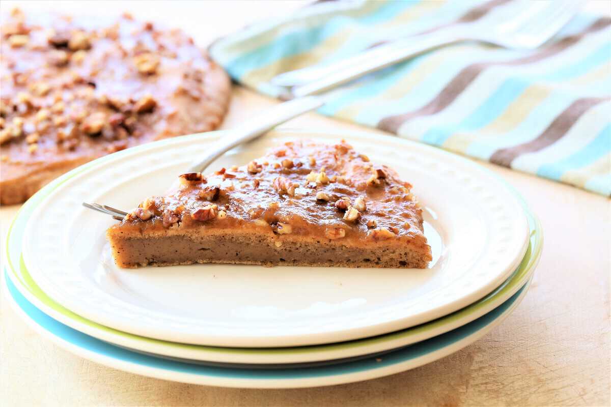 Cinnamon Breakfast Cake With Date Glaze is a light and fluffy, vegan, gluten free and dairy free treat.