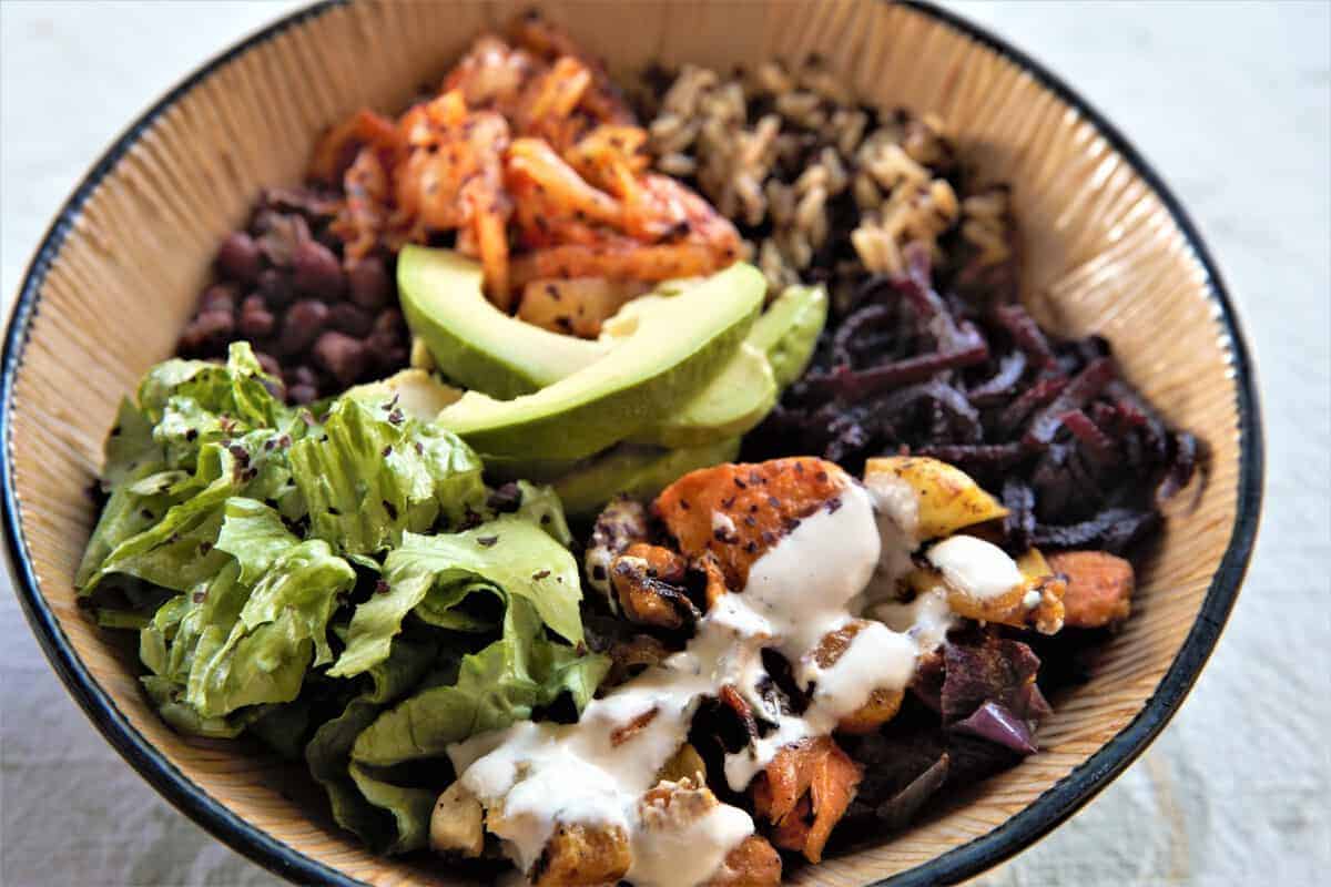 Macro Bowl With Lemon Garlic Creme