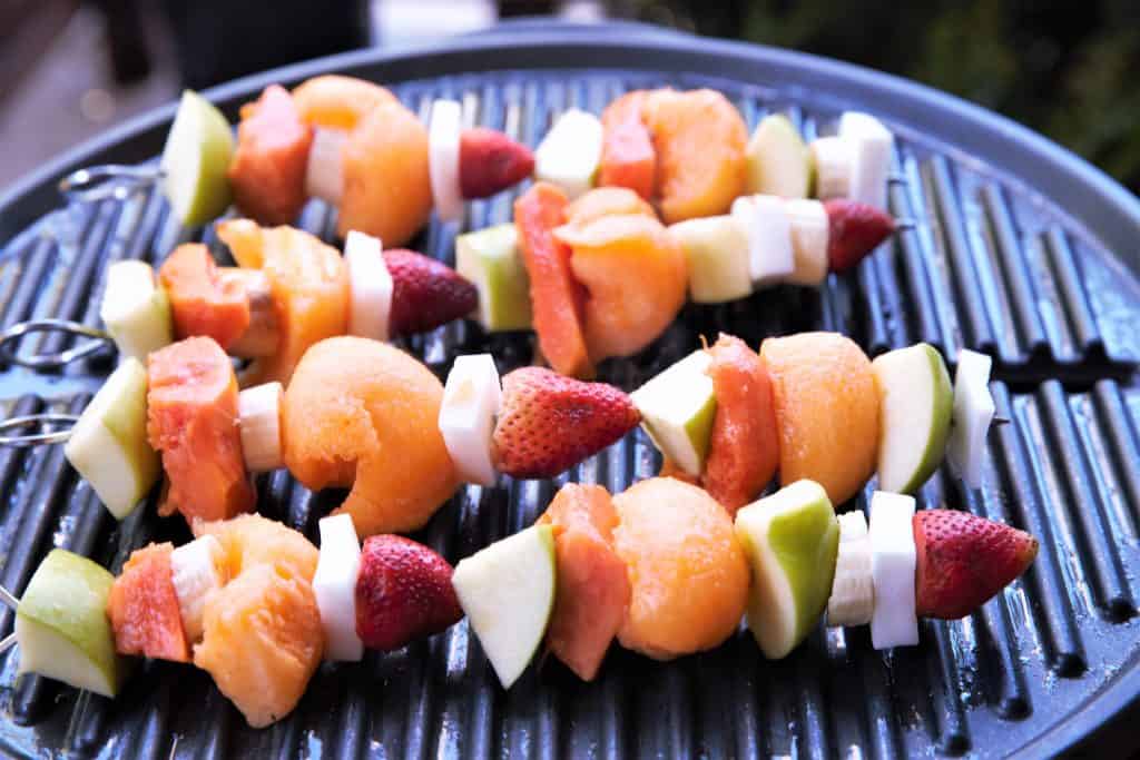 Grilling fruit