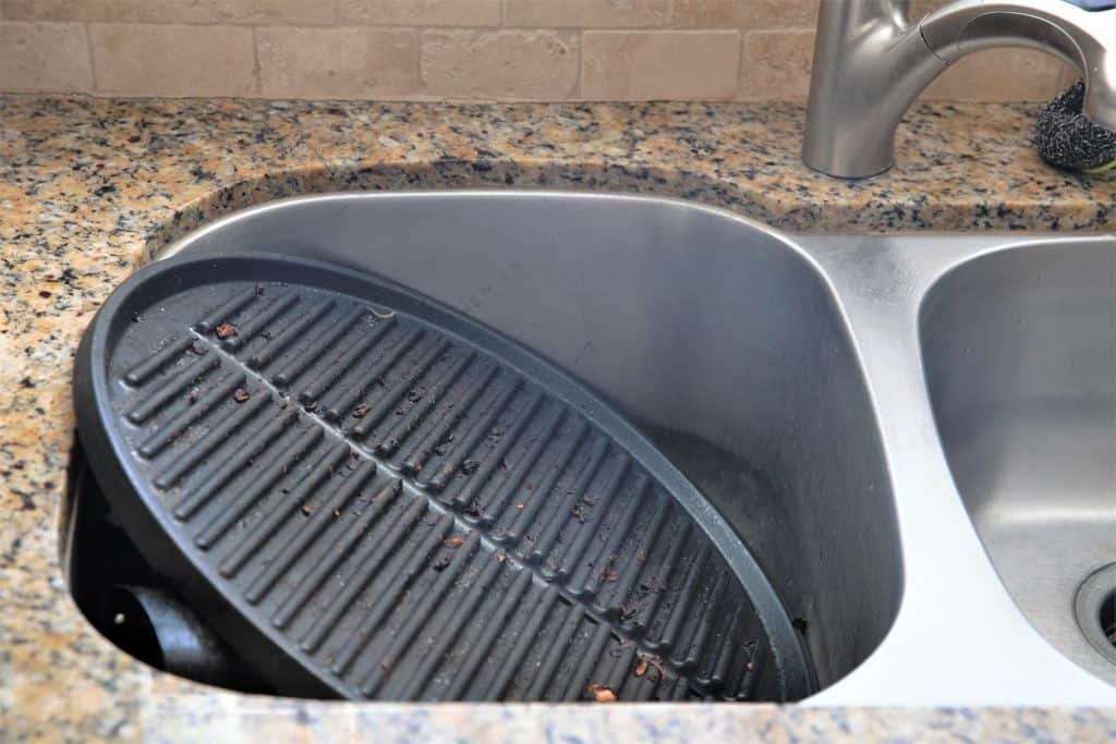Easy clean up of George Foreman Indoor Outdoor Grill