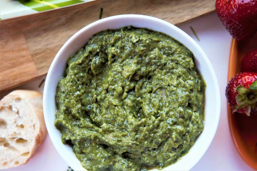 Kale Spinach Avocado Dip