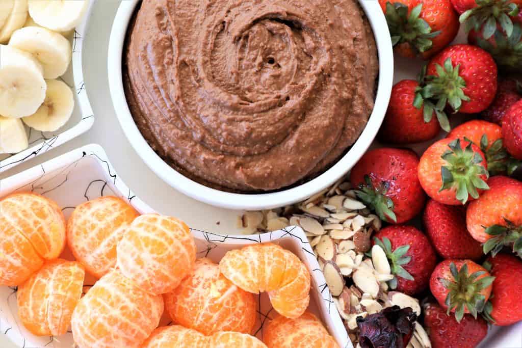 Clementines with chocolate hummus