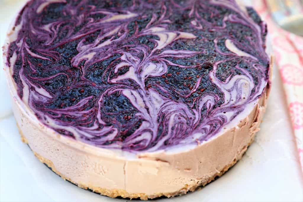 Vegan Berry Cheesecake after freezing