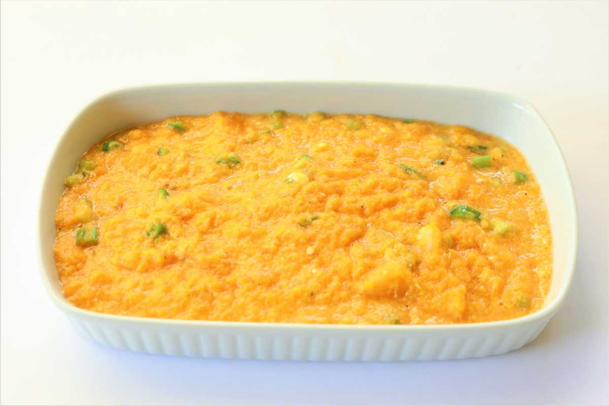 Grease casserole dish and pour squash mixture into dish
