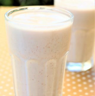 Homemade Vanilla Almond Milk