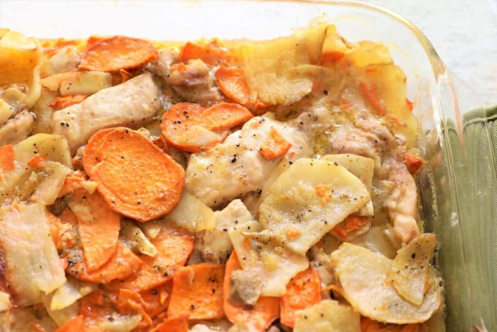 Baked scalloped potatoes with chicken