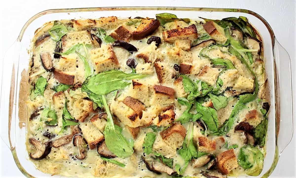 Spinach Potato Mushroom Breakfast Casserole - Green Scheme
